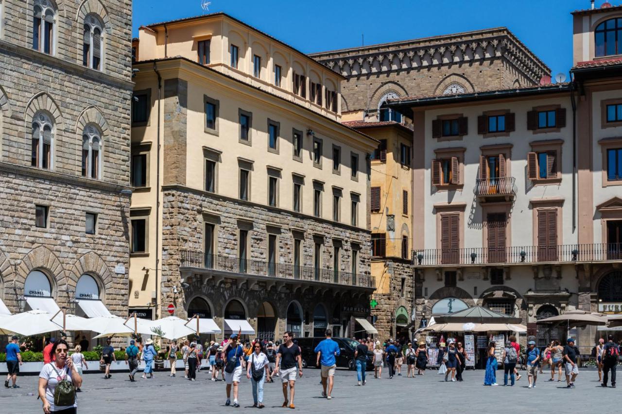 Apartments Florence - Palazzo Signoria Luxury Apartments 10- Giuditta Bagian luar foto