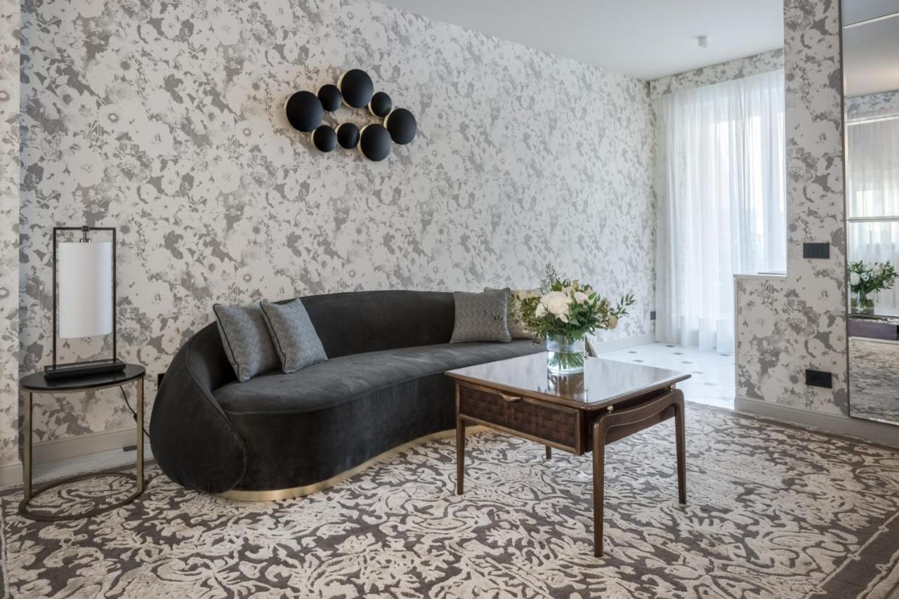 Apartments Florence - Palazzo Signoria Luxury Apartments 10- Giuditta Bagian luar foto