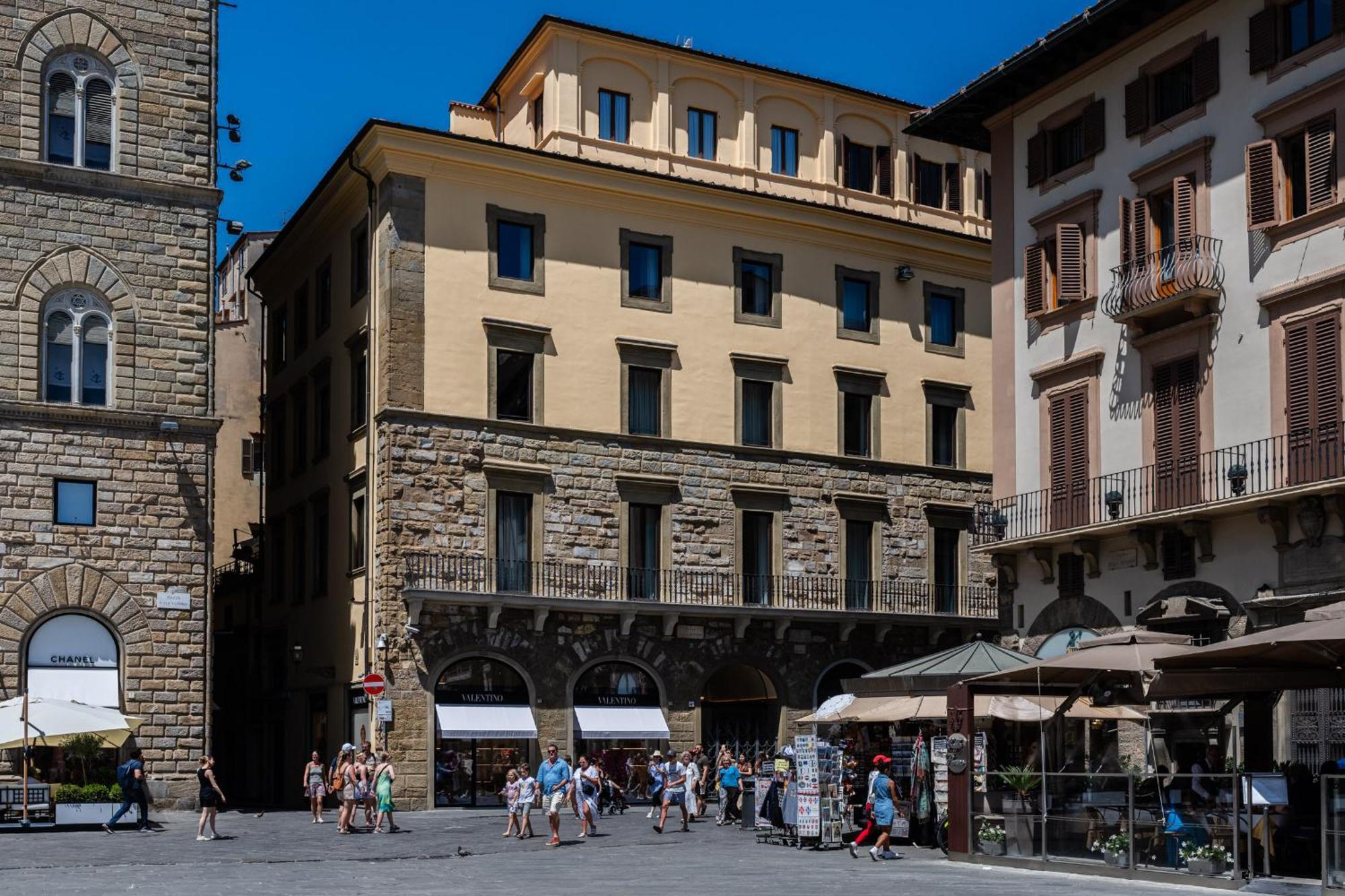 Apartments Florence - Palazzo Signoria Luxury Apartments 10- Giuditta Bagian luar foto